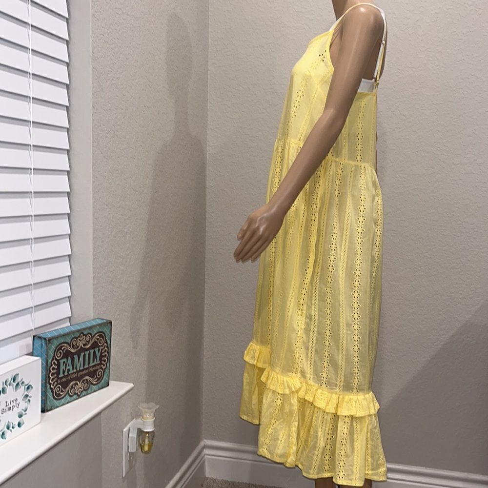 Nwt Anthropologie Label of Love embroidered yellow sundress. - Picture 2 of 6